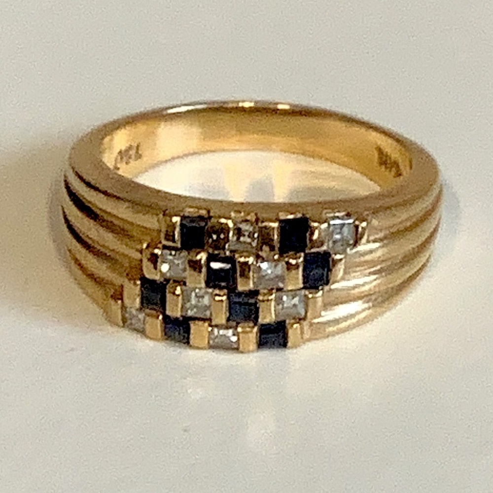 14k gold diamonds and sapphire ring